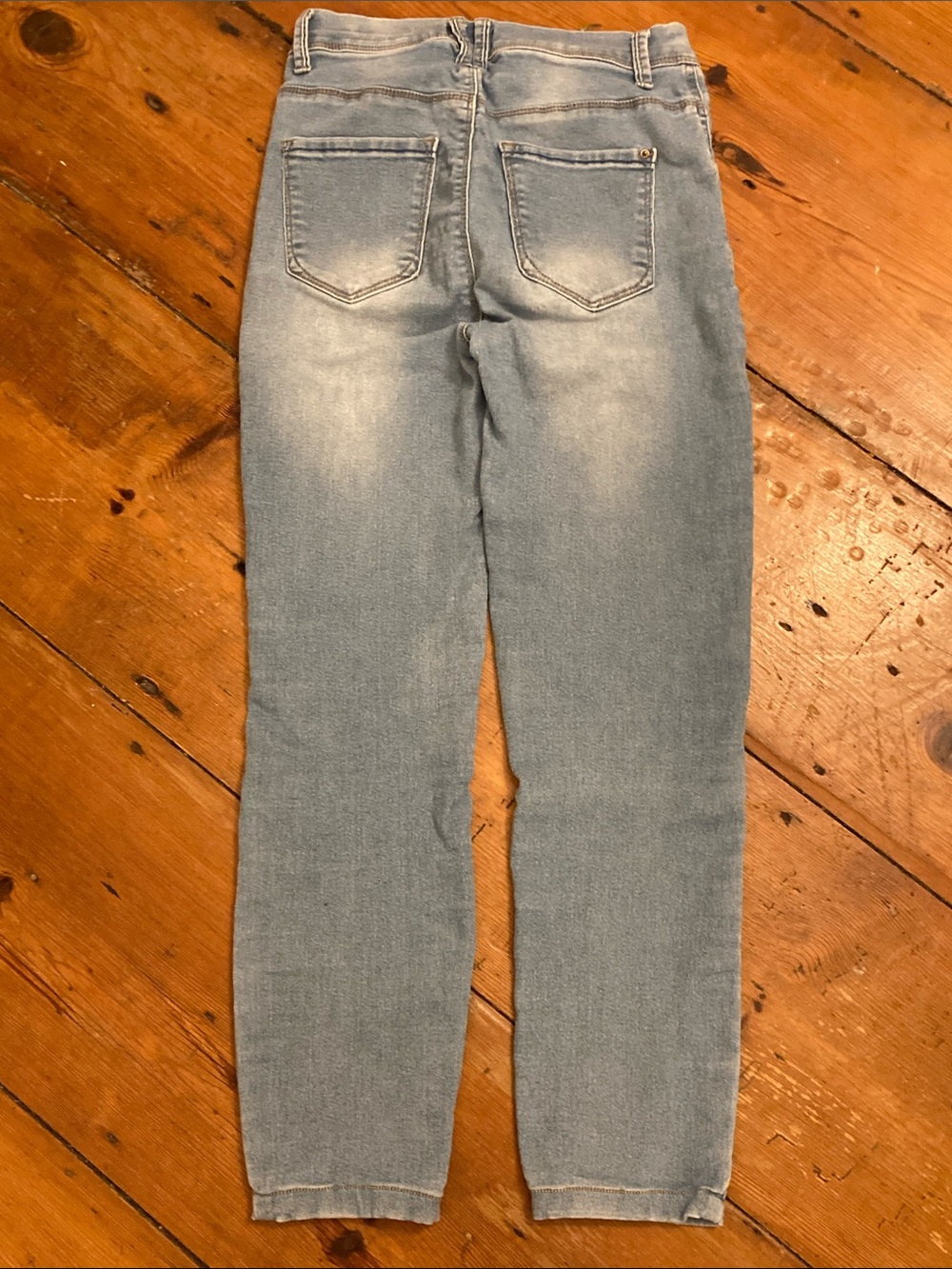 Curve Appeal 2 pair of Women’s Petite Jeans Light Blue and Black Size:2/26 - Picture 4 of 8